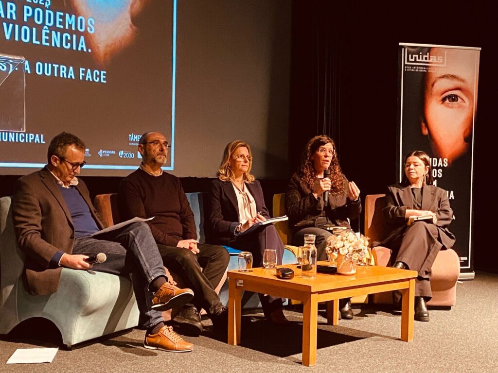 Realizou-se no dia 14 de abril, no Auditório Municipal de Baião, o workshop com o tema “Agressores(as): A Outra Face da Violência”, uma iniciativa organizada pela REDE UNIDAS – Rede Intermunicipal de Apoio à Vítima do Douro, Tâmega e Sousa, em parceria com o Município de Baião.