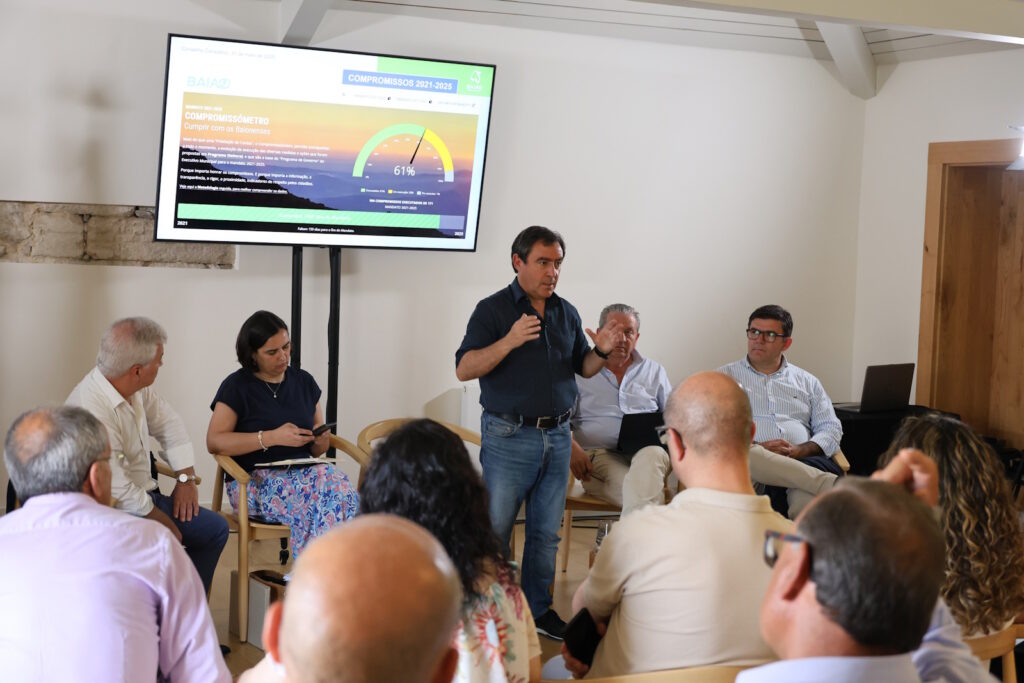 Meia centena de conselheiros reuniram-se com Paulo Pereira no MACC Baião