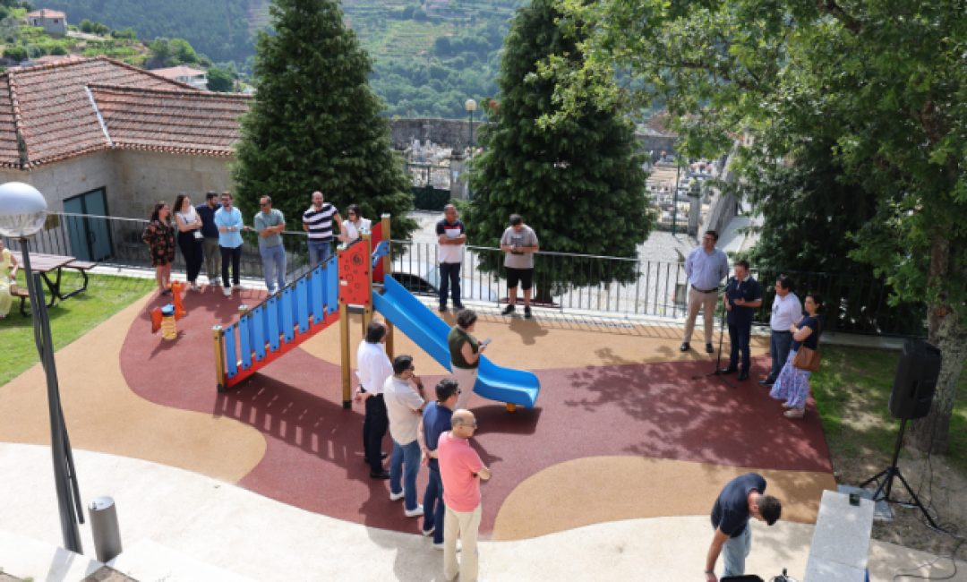 20250621 - Inauguração área lúdica do Centro Cívico de Tresouras (DESTAQUE)