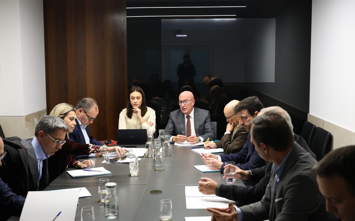 Delegação da Associação de Futebol do Porto em Baião (ABC da Bola em Eiriz, Visita ADCR Gestaçô, FC Frende e reunião de direção descentralizada (56)