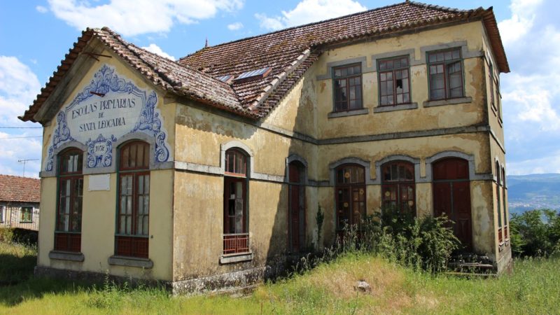 Escola de Santa Leocádia rsz 1