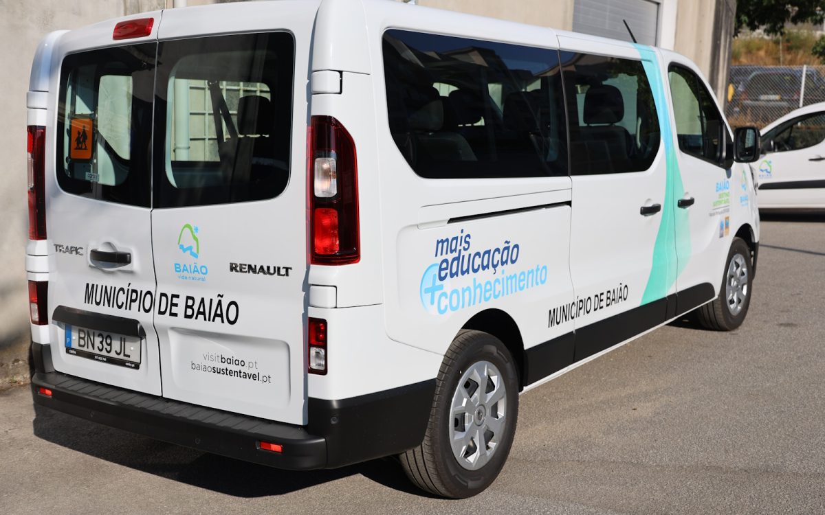 Nova Viatura para o Transporte Escolar em Campelo e Ovil