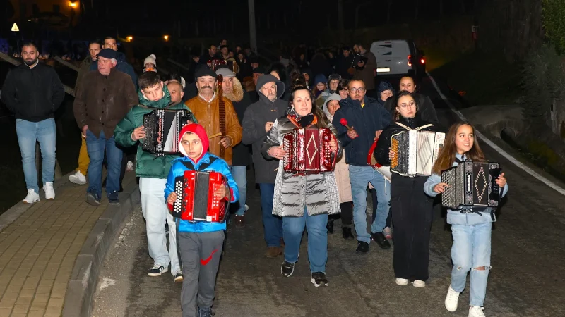 No próximo dia 25 de janeiro, pelas 21h30, realiza-se o 23.º Encontro Concelhio de Cantadores de Janeiras,