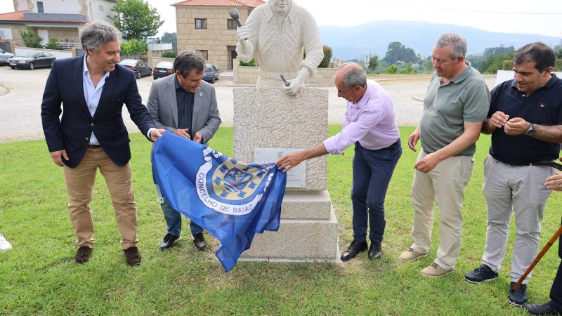 Baião homenageia Canteiros e Pedreiros de Ancede com monumento escultórico