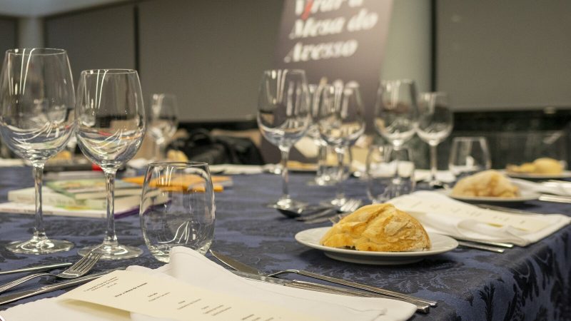 virar a mesa do avesso A (1)