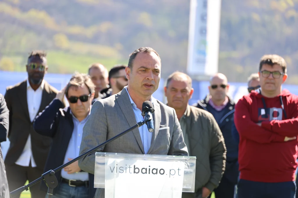 Inaugurado novo relvado sintético da AD Baião
