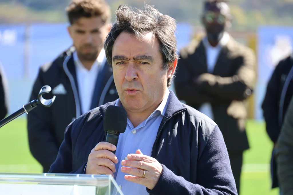 Inaugurado novo relvado sintético da AD Baião